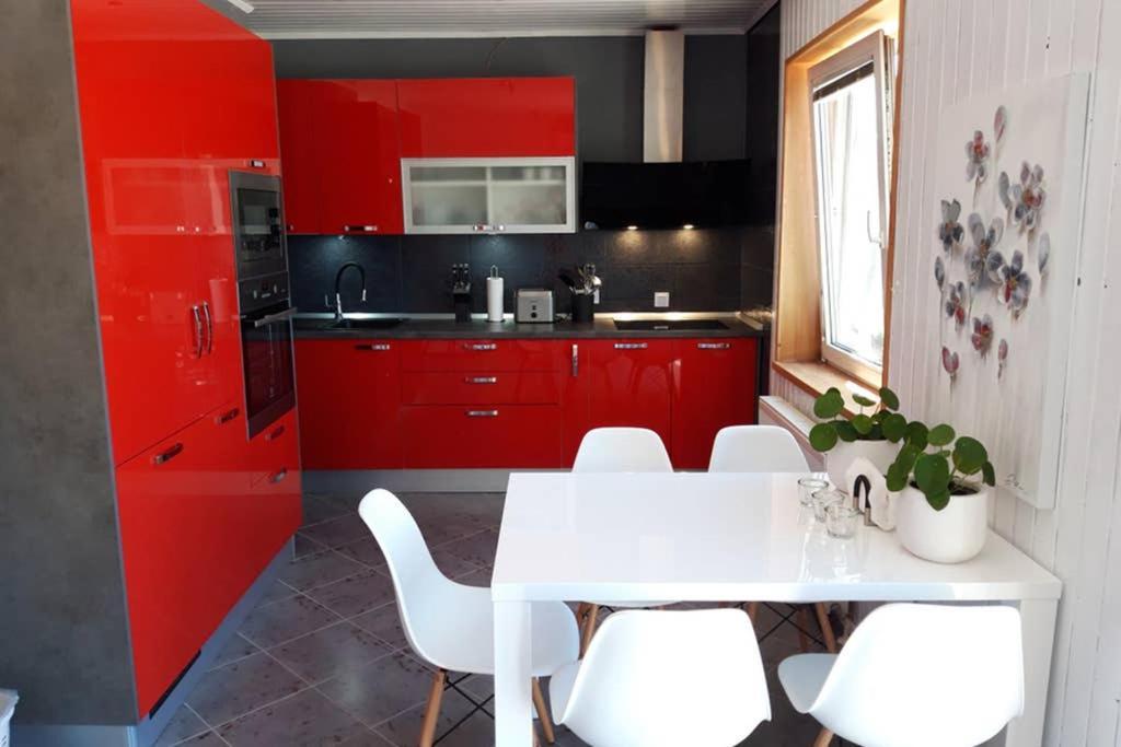 فيلا Casa Nora Adriatica Vilanija المظهر الخارجي الصورة